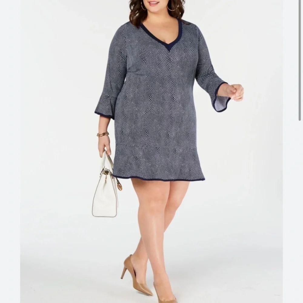 MICHAEL KORS Womens Stretch Printed Bell Sleeve V Neck Short Shift Dress M